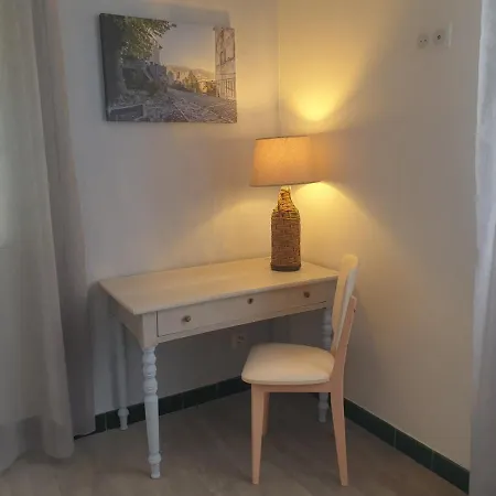 D'hote A Caserella, Maison De Village Renovee Avec Vue Sur Bed & Breakfast