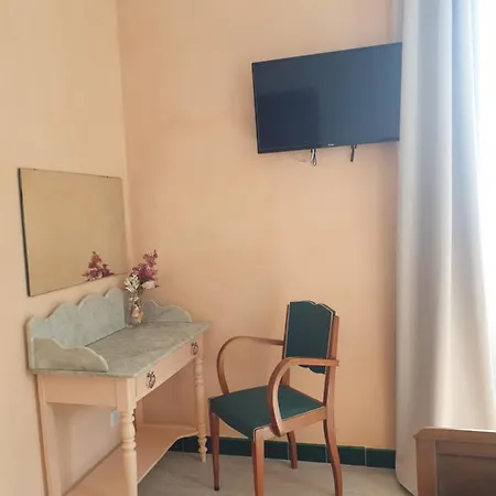 D'hote A Caserella, Maison De Village Renovee Avec Vue Sur Bed & Breakfast *