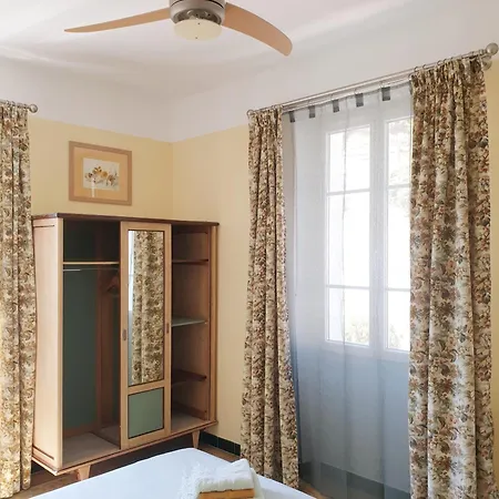 D'hote A Caserella, Maison De Village Renovee Avec Vue Sur Bed & Breakfast *