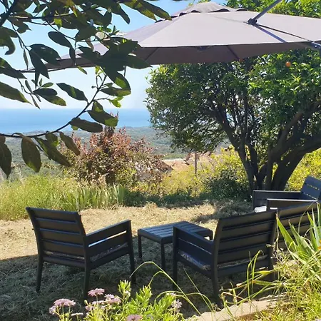 Bed & Breakfast D'hote A Caserella, Maison De Village Renovee Avec Vue Sur