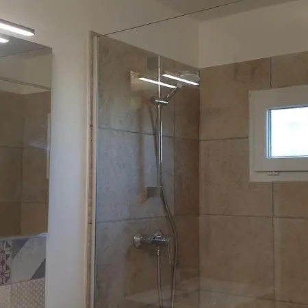 فندق مبيت وإفطار D'hote A Caserella, Maison De Village Renovee Avec Vue Sur 3*