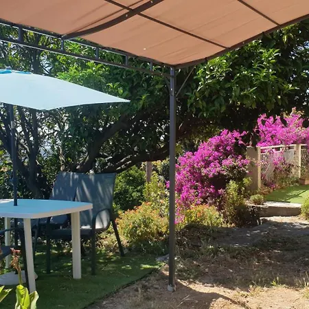 D'hote A Caserella, Maison De Village Renovee Avec Vue Sur Отель типа 