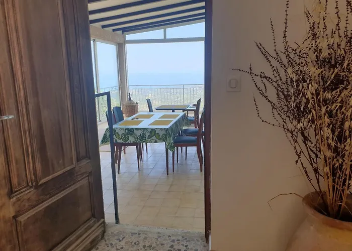 住宿加早餐酒店 D'hote A Caserella, Maison De Village Renovee Avec Vue Sur Valle-di-Campoloro