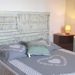 Frühstückspension D'hote A Caserella, Maison De Village Renovee Avec Vue Sur
