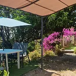 D'hote A Caserella, Maison De Village Renovee Avec Vue Sur 住宿加早餐酒店