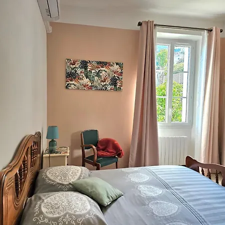 D'hote A Caserella, Maison De Village Renovee Avec Vue Sur Bed & Breakfast