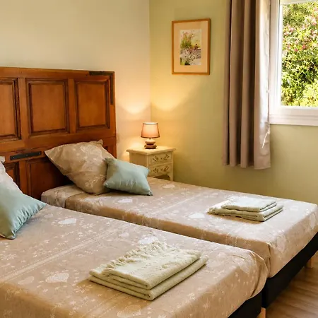 D'hote A Caserella, Maison De Village Renovee Avec Vue Sur Bed & Breakfast