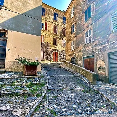 D'hote A Caserella, Maison De Village Renovee Avec Vue Sur Bed & Breakfast 3*